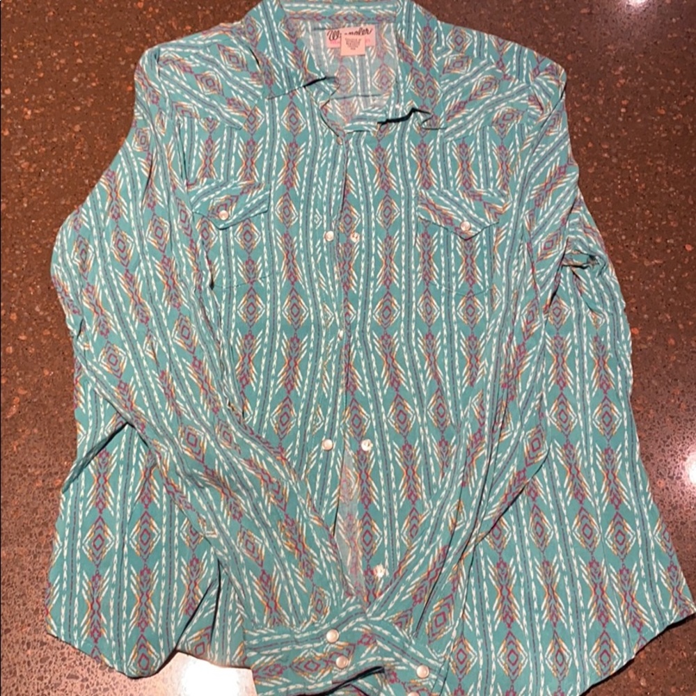 Women’s Wrangler long sleeve Large